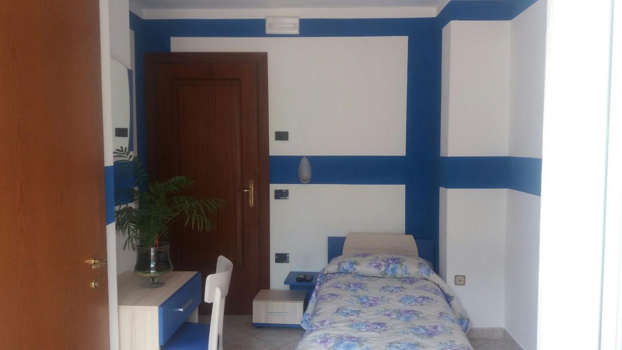קוליו Albergo Belvedere מראה חיצוני תמונה
