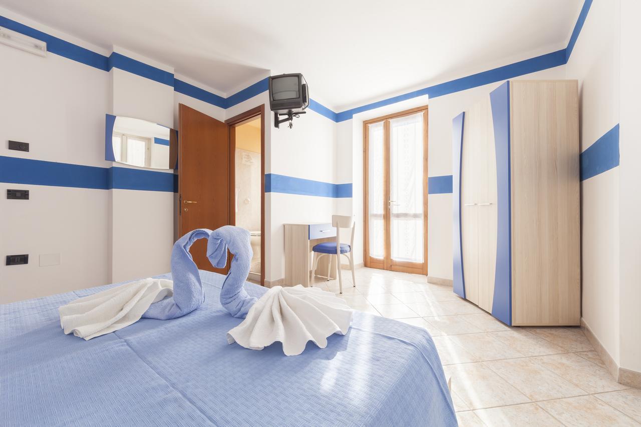 קוליו Albergo Belvedere מראה חיצוני תמונה