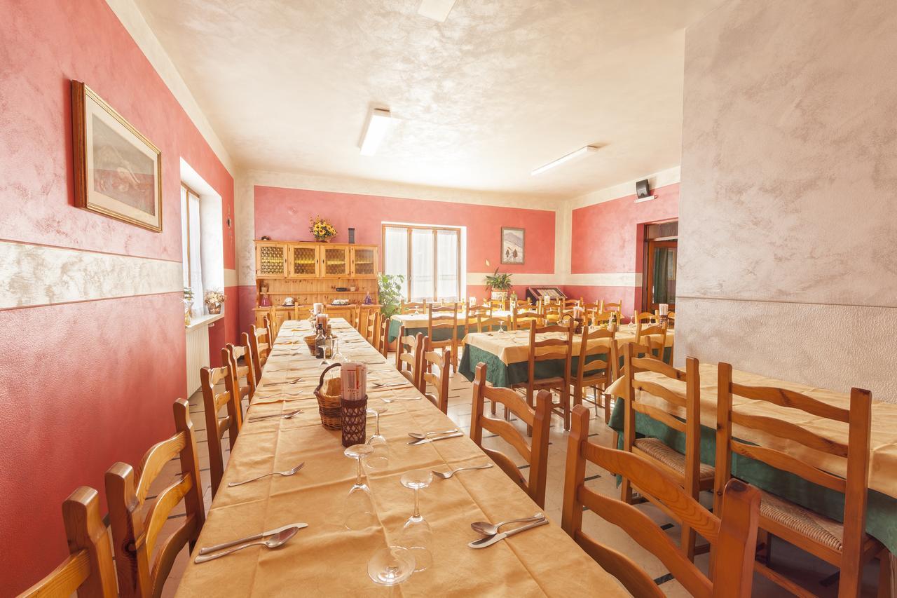 קוליו Albergo Belvedere מראה חיצוני תמונה